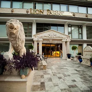 Lion Park & Aydin